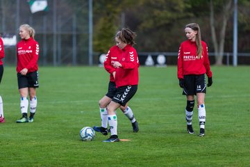 Bild 43 - B-Juniorinnen SV Henstedt Ulzburg - SG ONR : Ergebnis: 14:0